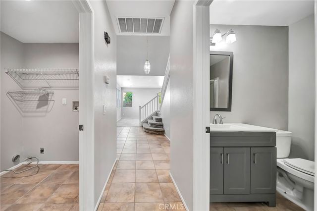 1222 W Avenue H7, Lancaster, CA 93534