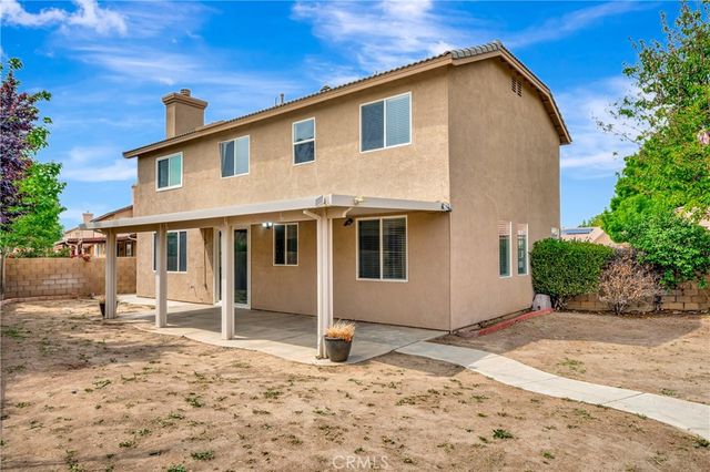 1222 W Avenue H7, Lancaster, CA 93534