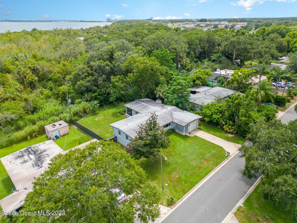 115 S Indian Circle, Cocoa, FL 32922