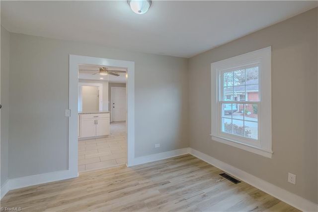 1534 Five Oaks Trail, Mount Airy, NC 27030