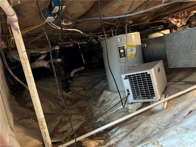 1534 Five Oaks Trail, Mount Airy, NC 27030