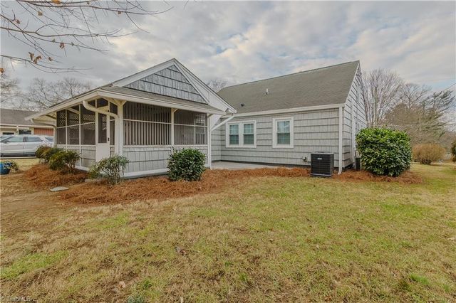 1534 Five Oaks Trail, Mount Airy, NC 27030