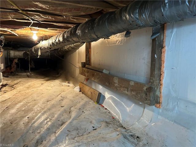 1534 Five Oaks Trail, Mount Airy, NC 27030