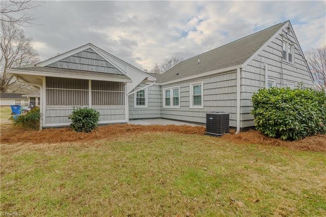 1534 Five Oaks Trail, Mount Airy, NC 27030