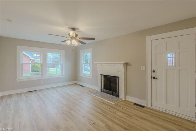 1534 Five Oaks Trail, Mount Airy, NC 27030