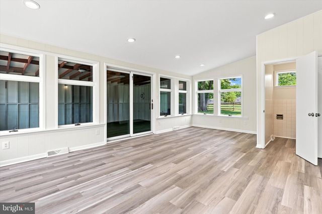 2010 PINE ST, Hatfield, PA 19440
