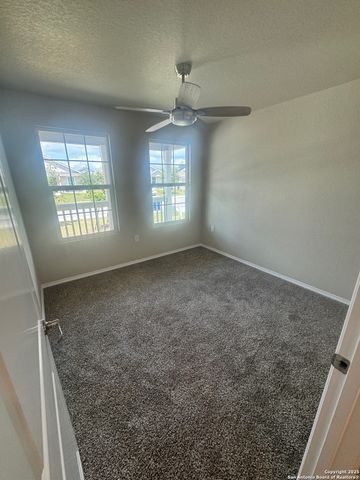 11934 Catbird, San Antonio, TX 78221