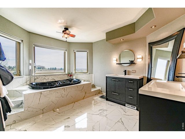 3938 Vale View Ln, Mead, CO 80542