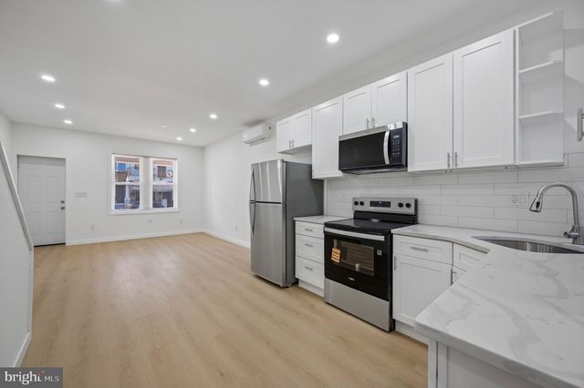 2011 W INDIANA AVE, Philadelphia, PA 19132