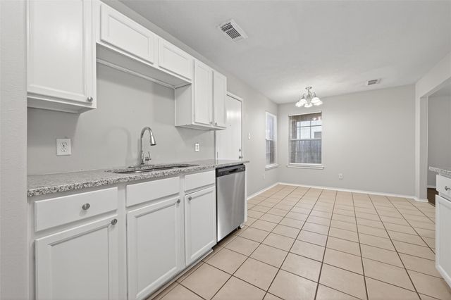 7327 Winter Song Drive, Magnolia, TX 77354