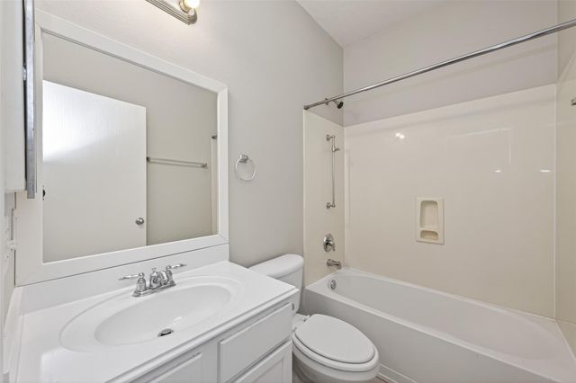 7327 Winter Song Drive, Magnolia, TX 77354