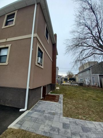 13 Clinton Avenue, Inwood, NY 11096