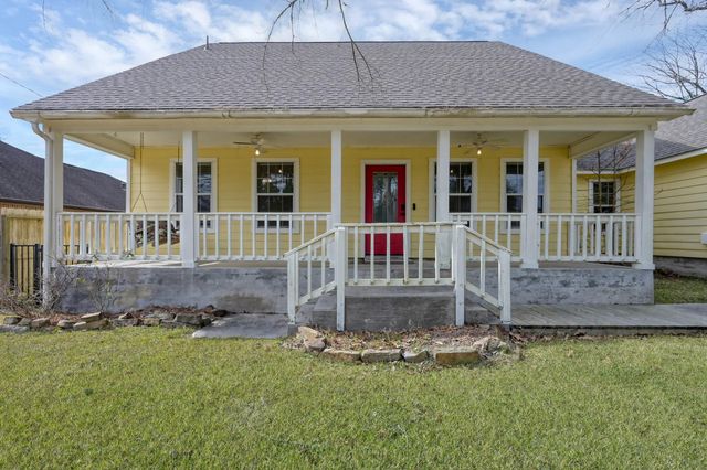12102 Mustang Avenue, Willis, TX 77378