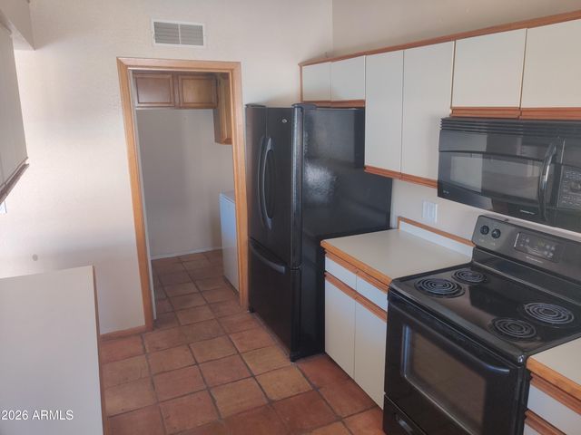 18637 N 46TH Drive, Glendale, AZ 85308