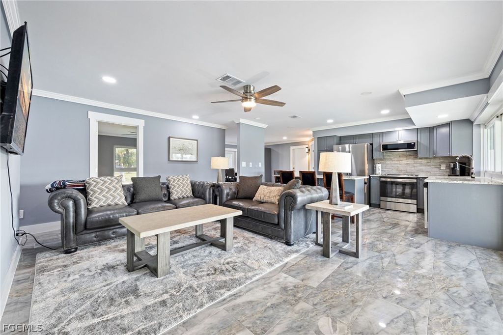 13413 Mini WAY, Fort Myers, FL 33905