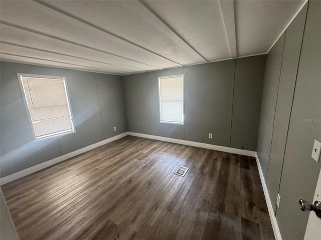 5013 MARC DRIVE, Tampa, FL 33619