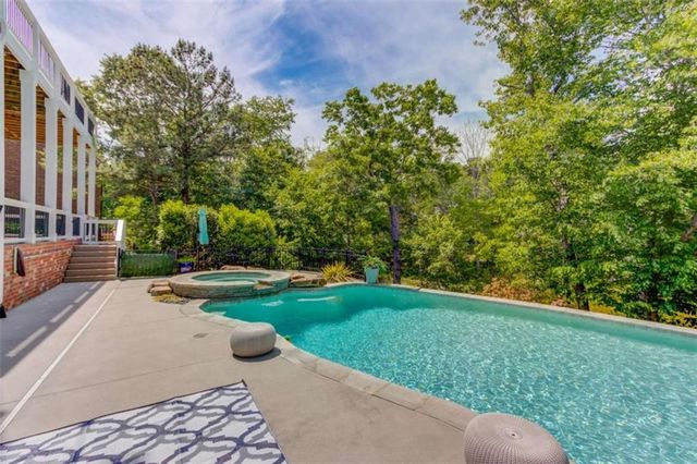 7369 Lazy Hammock Way, Flowery Branch, GA 30542