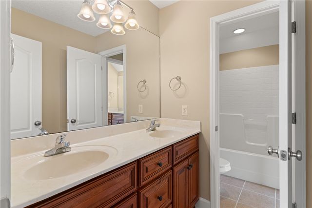 102 Herons Nest Circle, Kingsland, GA 31548