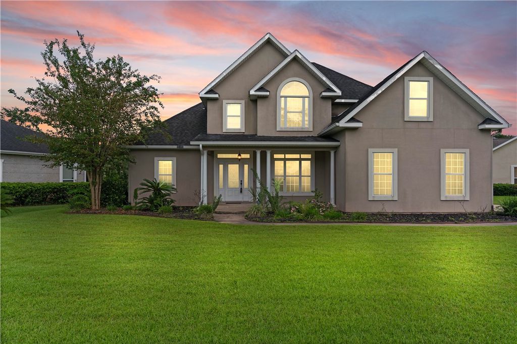102 Herons Nest Circle, Kingsland, GA 31548