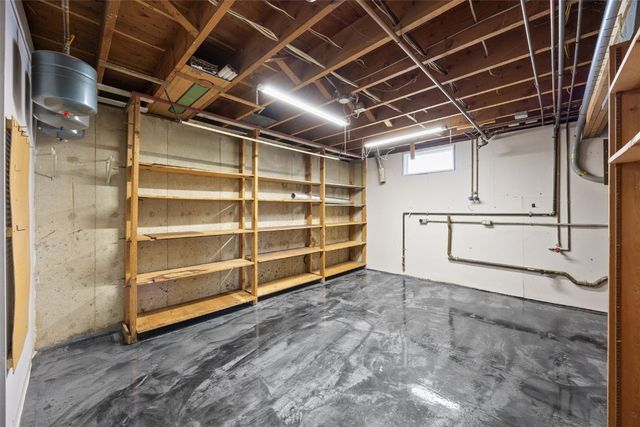 1320 B Ave, Marion, IA 52302