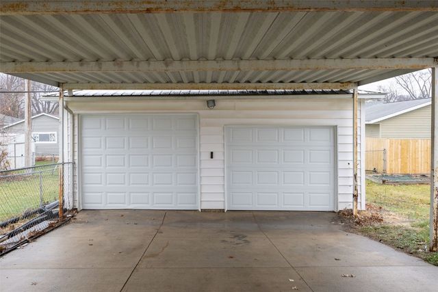 1320 B Ave, Marion, IA 52302