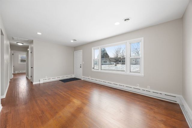 1320 B Ave, Marion, IA 52302