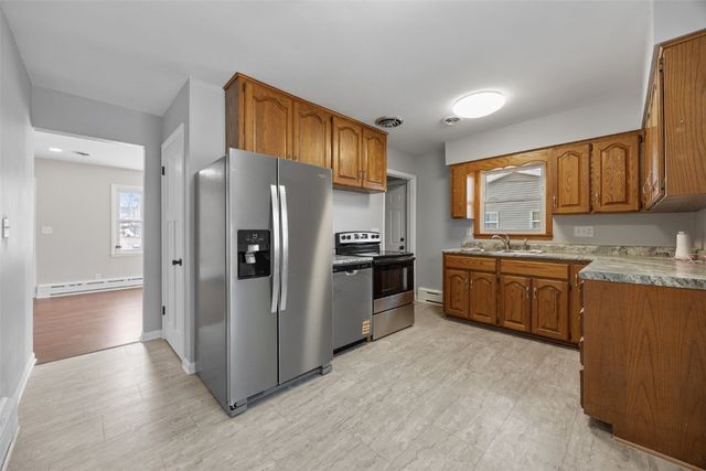 1320 B Ave, Marion, IA 52302