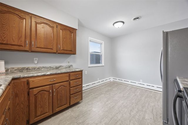 1320 B Ave, Marion, IA 52302