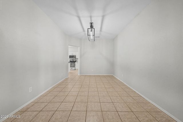5267 W ANGELA Drive, Glendale, AZ 85308