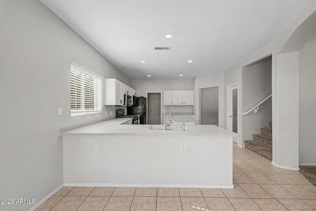 5267 W ANGELA Drive, Glendale, AZ 85308