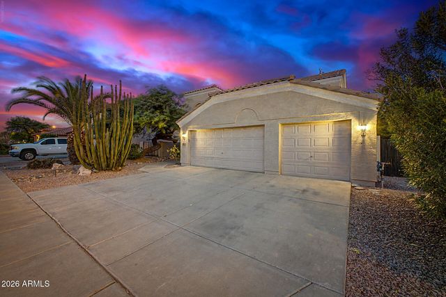 5267 W ANGELA Drive, Glendale, AZ 85308