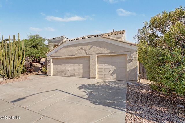 5267 W ANGELA Drive, Glendale, AZ 85308