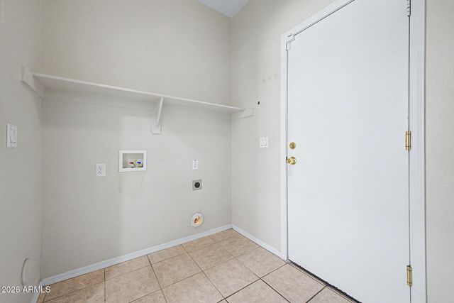 5267 W ANGELA Drive, Glendale, AZ 85308