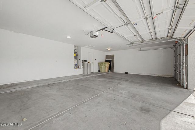 5267 W ANGELA Drive, Glendale, AZ 85308