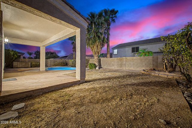 5267 W ANGELA Drive, Glendale, AZ 85308