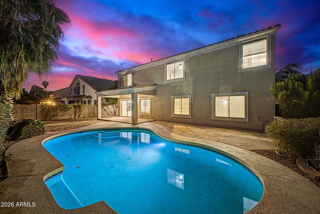 5267 W ANGELA Drive, Glendale, AZ 85308