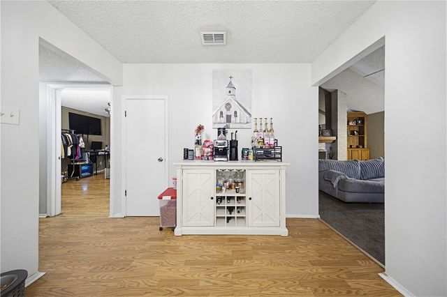 3105 Vicksburg St, Corpus Christi, TX 78410