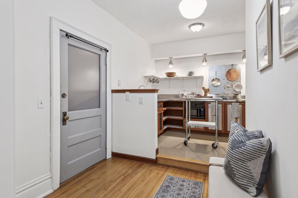 1204 Harmon Place 24, Minneapolis, MN 55403 — photo 5