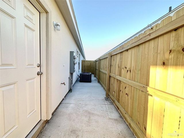 3404 Ventura Avenue, Mcallen, TX 78504