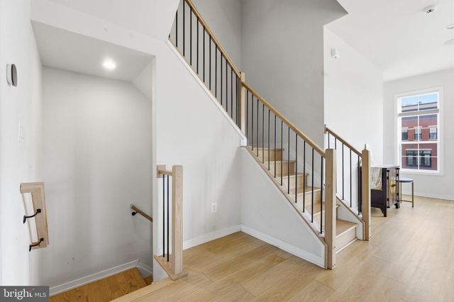 22160 PENELOPE HEIGHTS TER, Ashburn, VA 20148