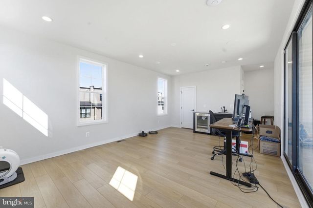 22160 PENELOPE HEIGHTS TER, Ashburn, VA 20148