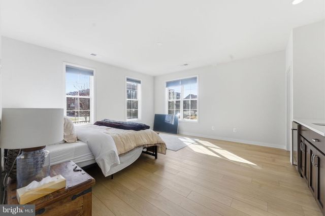 22160 PENELOPE HEIGHTS TER, Ashburn, VA 20148