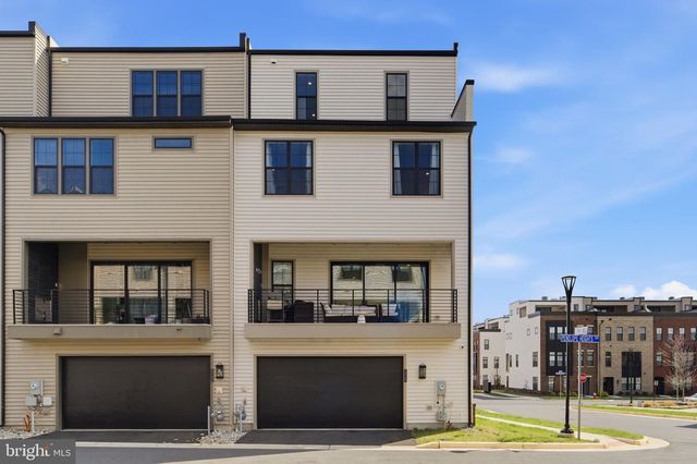 22160 PENELOPE HEIGHTS TER, Ashburn, VA 20148