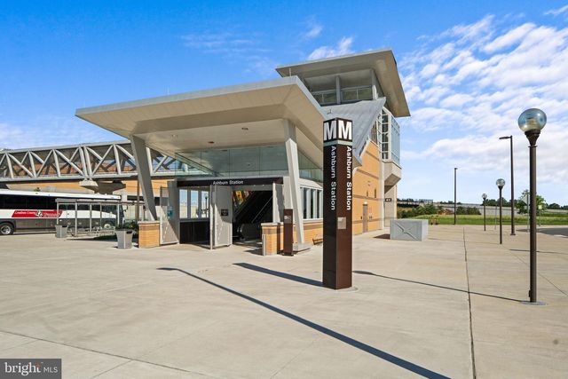 22160 PENELOPE HEIGHTS TER, Ashburn, VA 20148