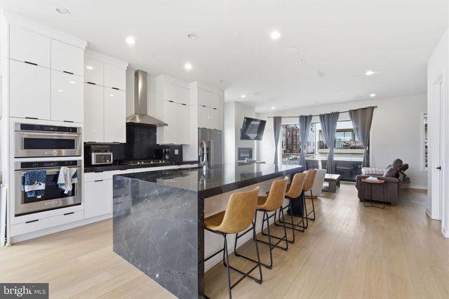 22160 PENELOPE HEIGHTS TER, Ashburn, VA 20148