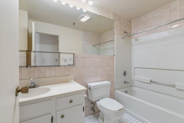 376 Ocean Ave 709, Revere, MA 02151