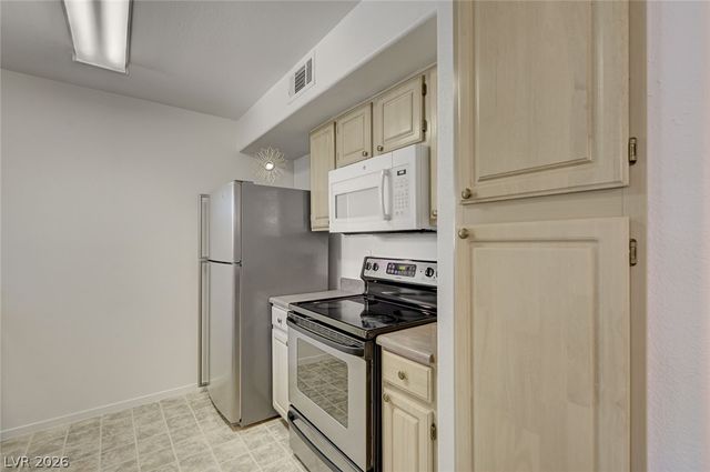 555 East Silverado Ranch Boulevard 2124, Las Vegas, NV 89183