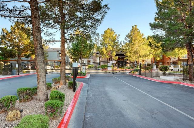 555 East Silverado Ranch Boulevard 2124, Las Vegas, NV 89183