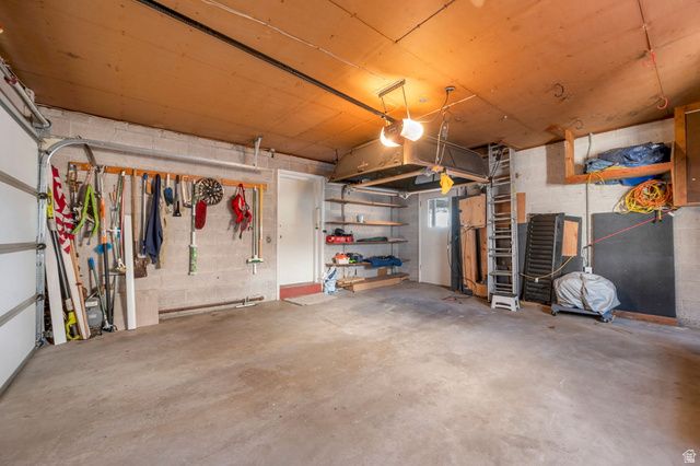 3325 E FORTUNA DR, Salt Lake City, UT 84124