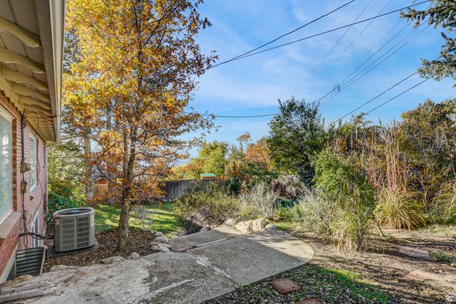 3325 E FORTUNA DR, Salt Lake City, UT 84124